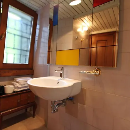 Apartment Il Vecchio Porto Lezzeno
